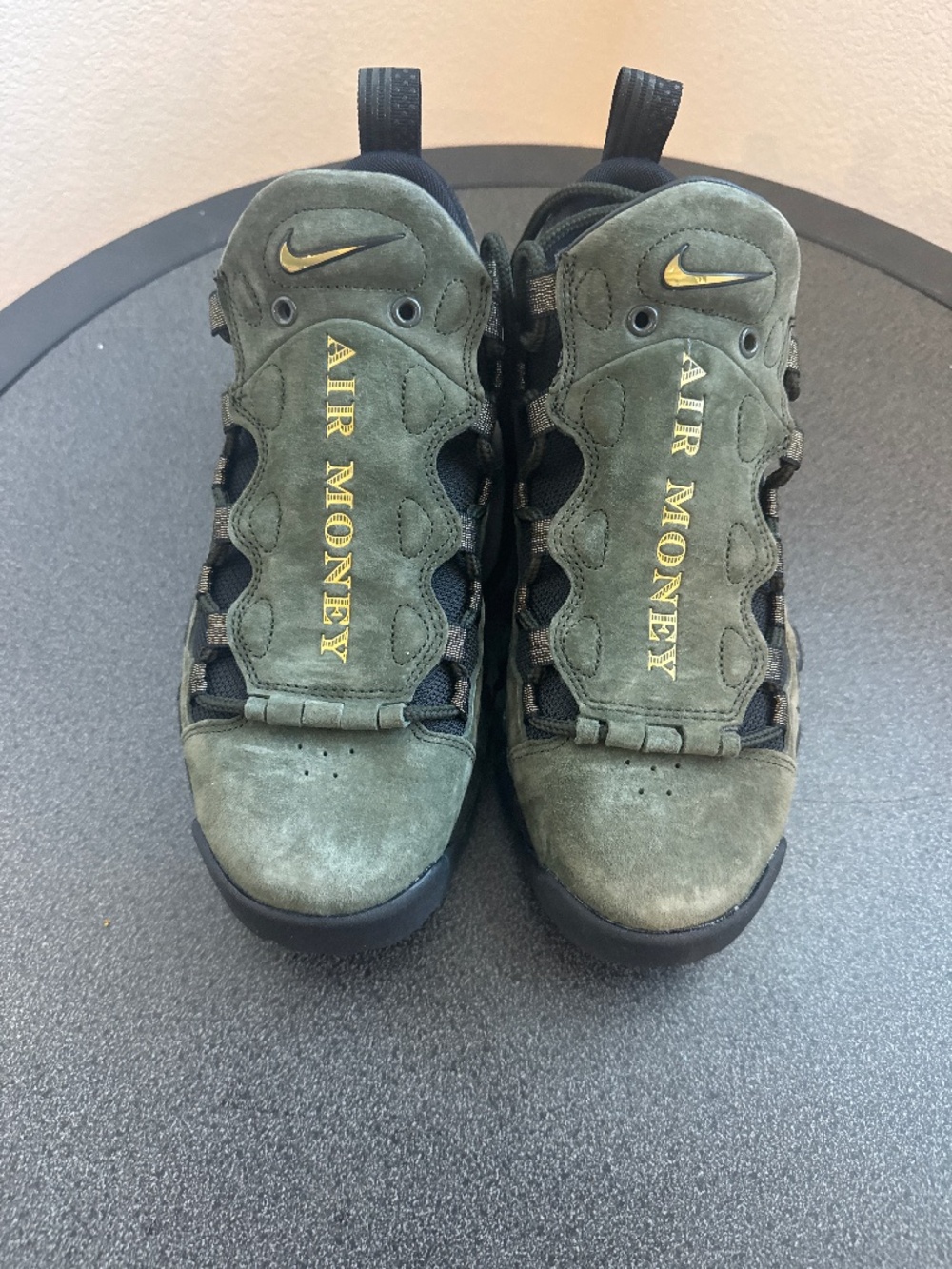 Nike Air more money QS